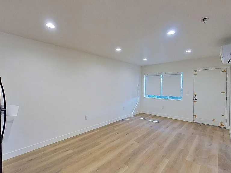 829 N Garfield St — Photo 12