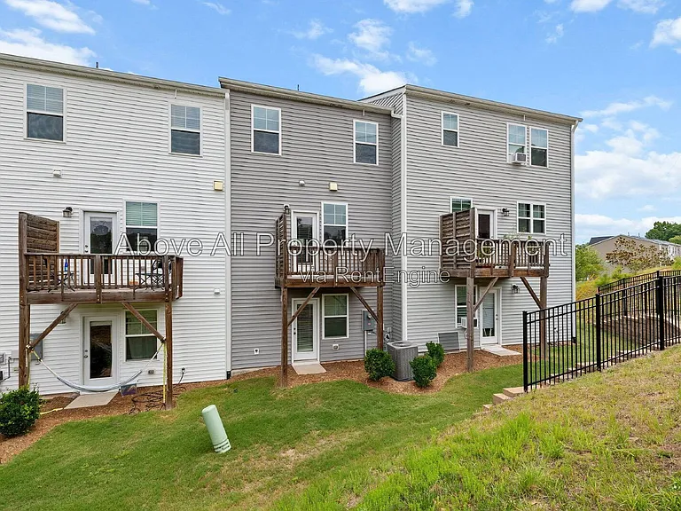 1035 Shoreside Dr — Photo 45