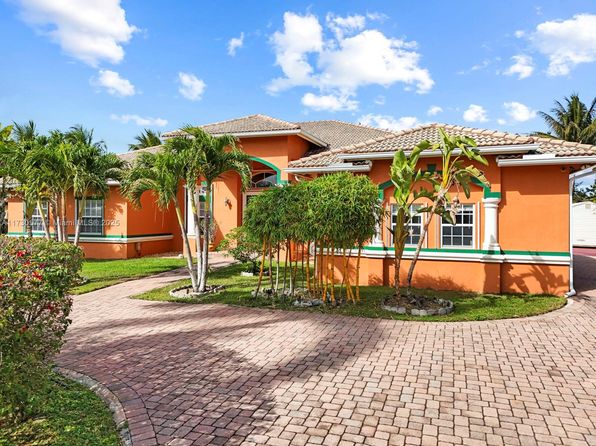 16741 SW 282nd St, Homestead, FL 33030