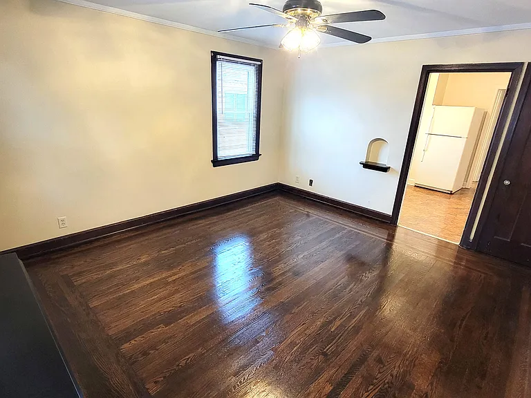 3884 Vine St — Photo 6