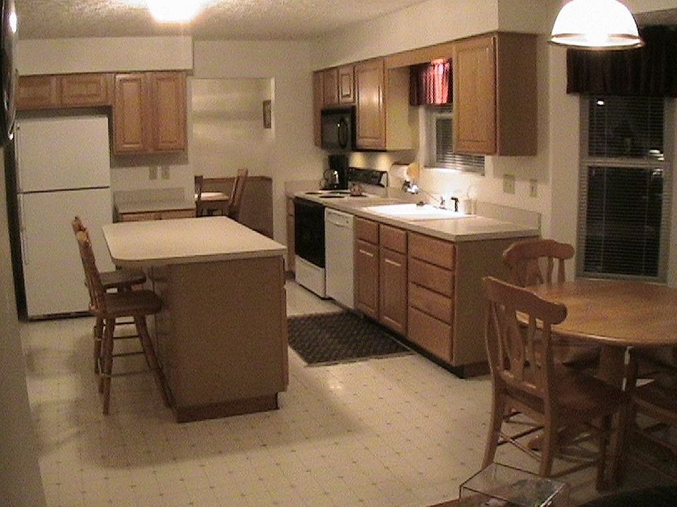 Huge island kitchen