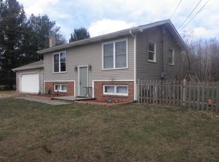 5920 E Pontaluna Rd, Fruitport, MI 49415