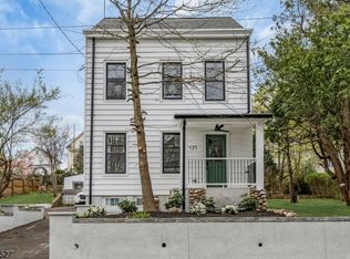 127 Dewey Ave, Totowa, NJ 07512