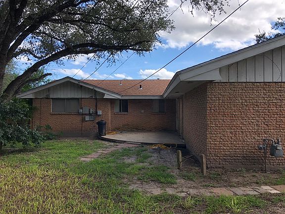 4th image of 1403 Oriole Ln