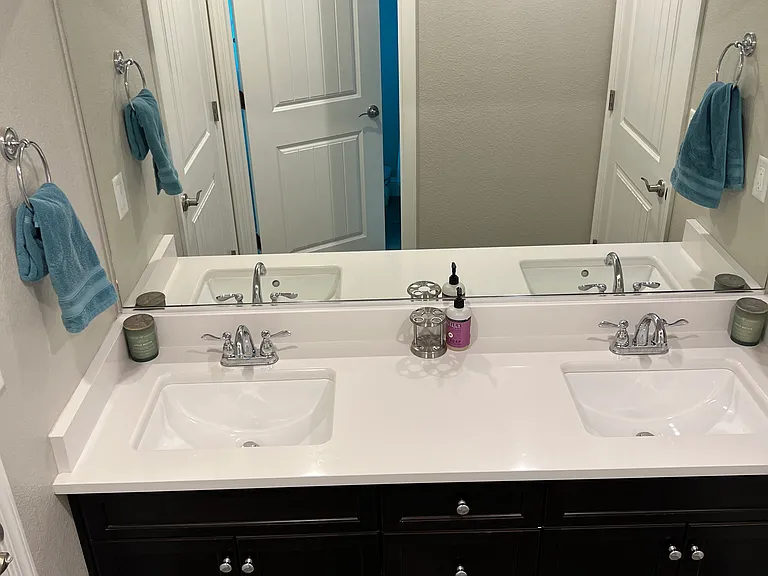 N Sophie Dr — Photo 13