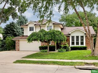 15388 Page St, Omaha, NE 68154