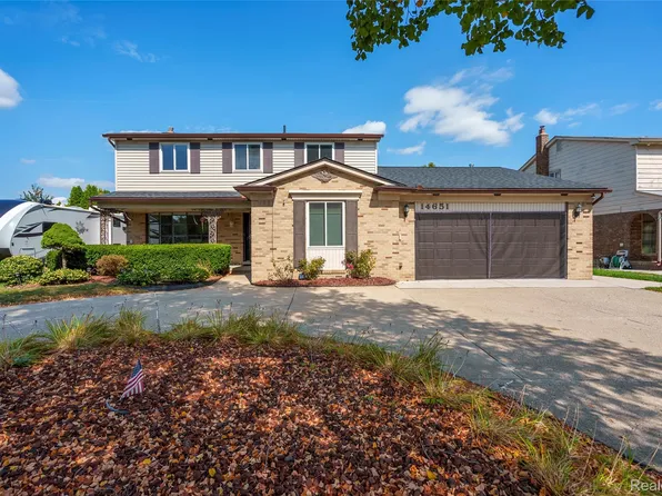 14651 Lakeshore Dr, Sterling Heights, MI 48313