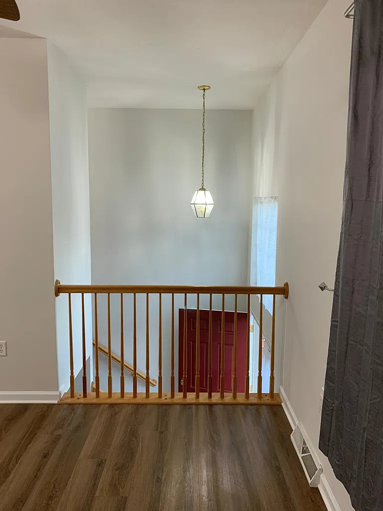 1261 Wanda Dr — Photo 4