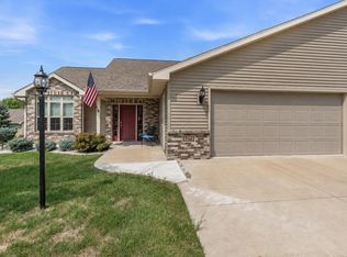 1373 Candlelight Ln, Fond Du Lac, WI 54935