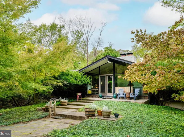 508 Brook Ln, Conshohocken, PA 19428