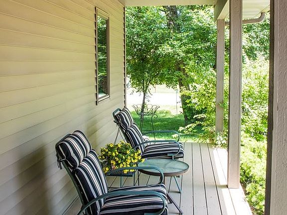 Sit and stay awhile!