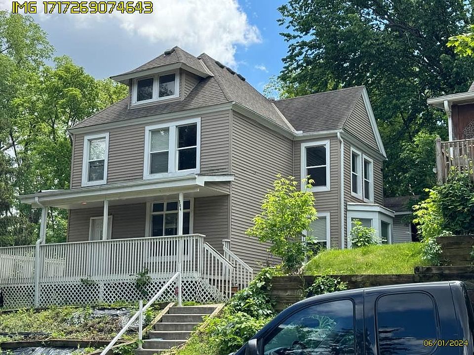 1st image of 504 Curtice St E