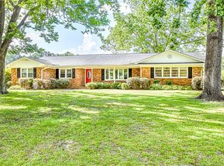 2016 Wood Duck Dr, Fayetteville, NC 28304