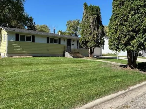 507 3rd St NE, Glenwood, MN 56334