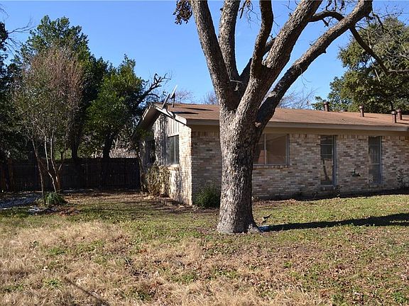 4th image of 1610 W Tucker Blvd
