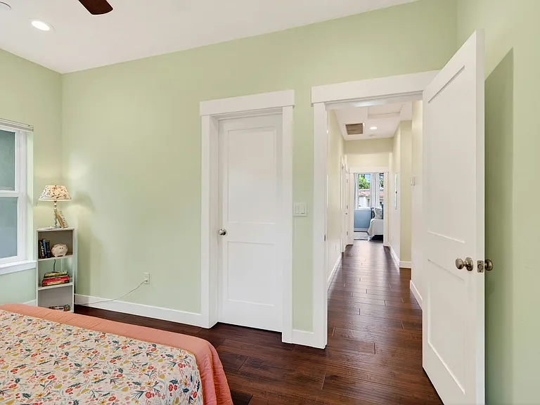 2204 Bryce Ln — Photo 38
