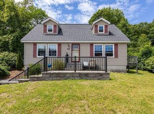 71 Freedoms Way, Northbridge, MA 01534