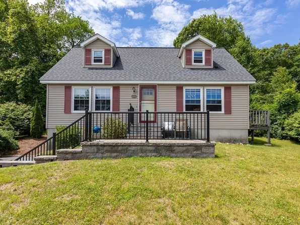 71 Freedoms Way, Northbridge, MA 01534