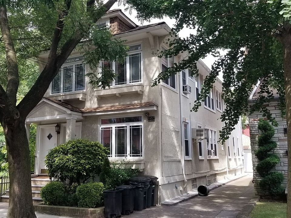 1st image of 1683 E 22nd St