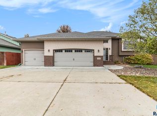 8708 W Norma Trl, Sioux Falls, SD 57106