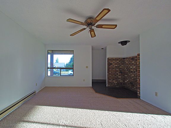 3rd image of 514 W 11th St