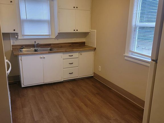 2nd image of 228 E 7th Ave