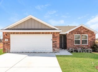 413 Jameson St, Springtown, TX 76082