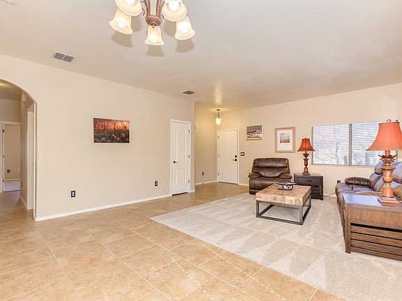 3rd image of 14827 N Northern Dancer Pl