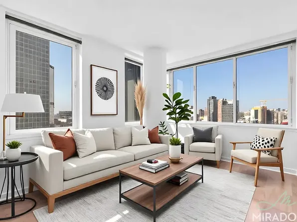 80 Dekalb Avenue image 1 of 19