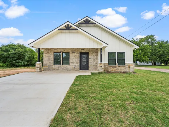 214 Rogers St, Mc Gregor, TX 76657