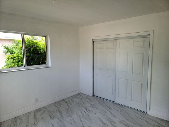 2nd image of 25 NE 1st Ct APT B