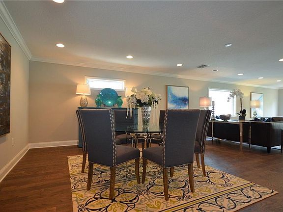 4th image of 4523 W Beachway Dr