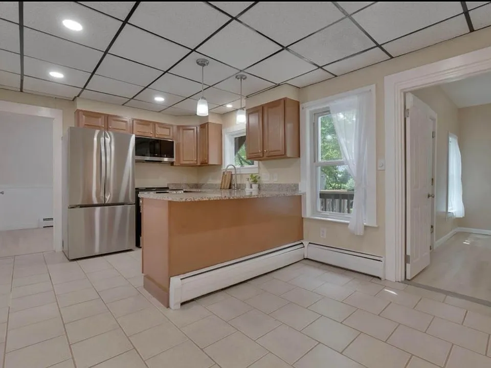 139 Skillings St #1