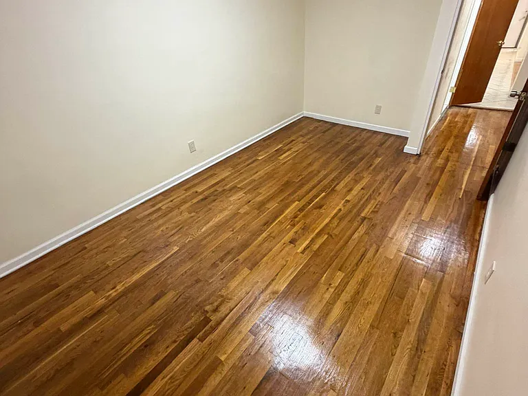1167 E 55th St #2 — Photo 8