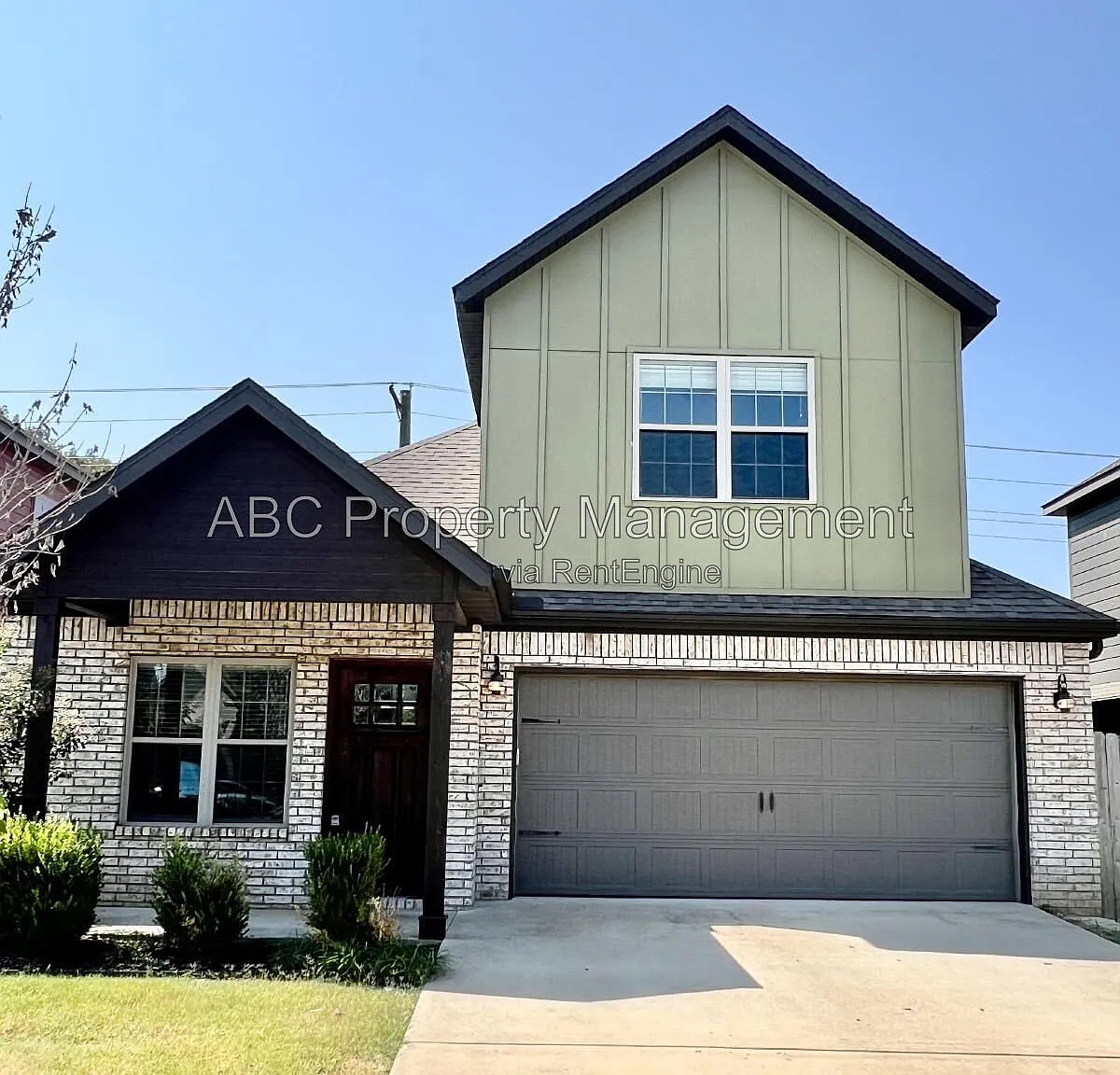 3 bed, 2.0 bath, 1767 sqft, $2,100 — Photo 1