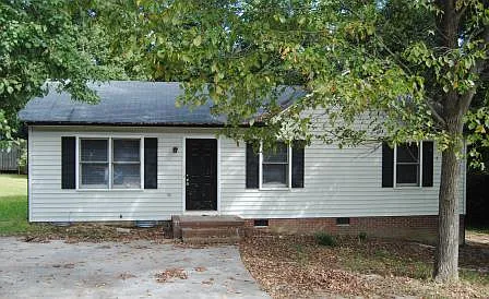 1403 Jackson St Photo 1