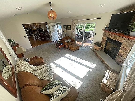 2nd image of 221 Florence Dr
