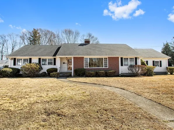 952 Prospect St, Somerset, MA 02726