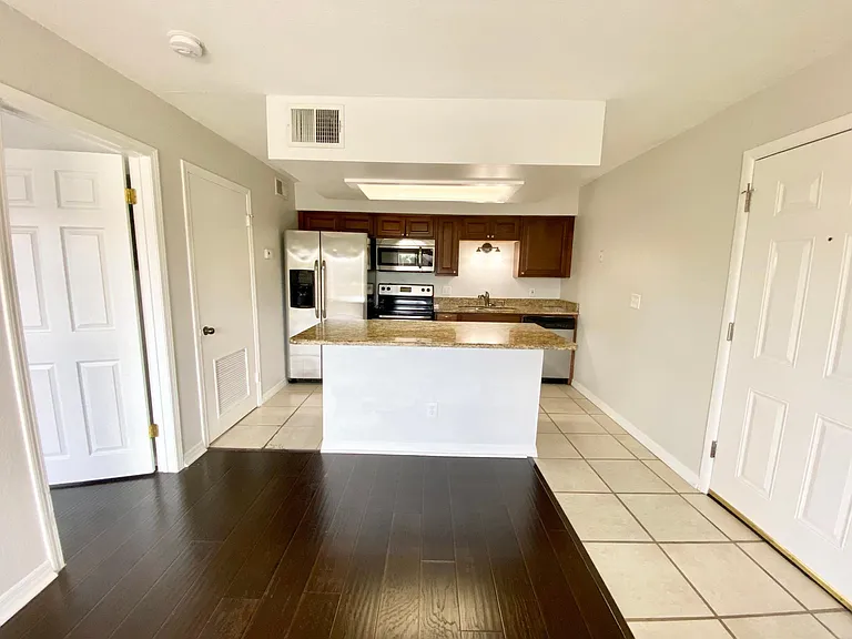 10200 Gandy Blvd N #911 — Photo 20