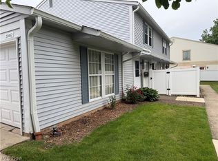 20462 Williamsburg Ct, Cleveland, OH 44130