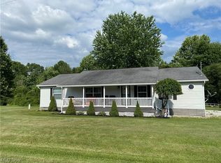 925 N College St, Newcomerstown, OH 43832
