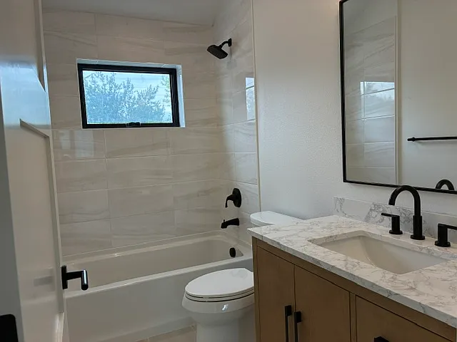 204 E Cannon St #B — Photo 13