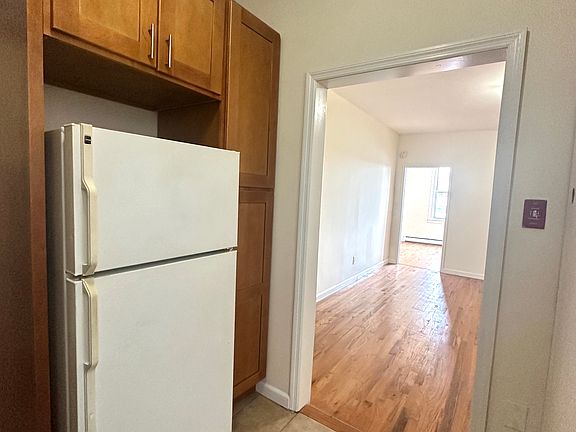 3rd image of 11820 Queens Blvd Ste 3