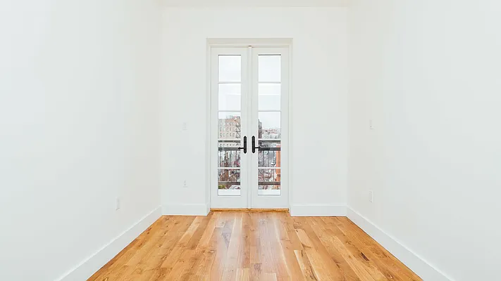 Rented by Nooklyn NYC LLC | media 68