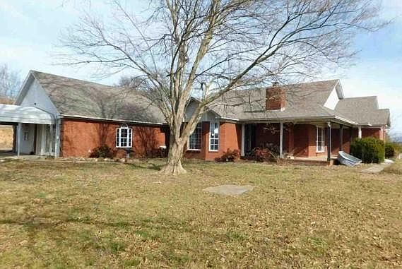 1st image of 475 Calihan Rd
