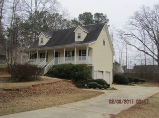 1608 Carriage Hills Dr, Griffin, GA