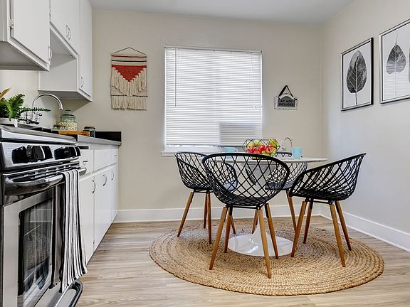 2nd image of 5802 University Ave #6a76bbec4