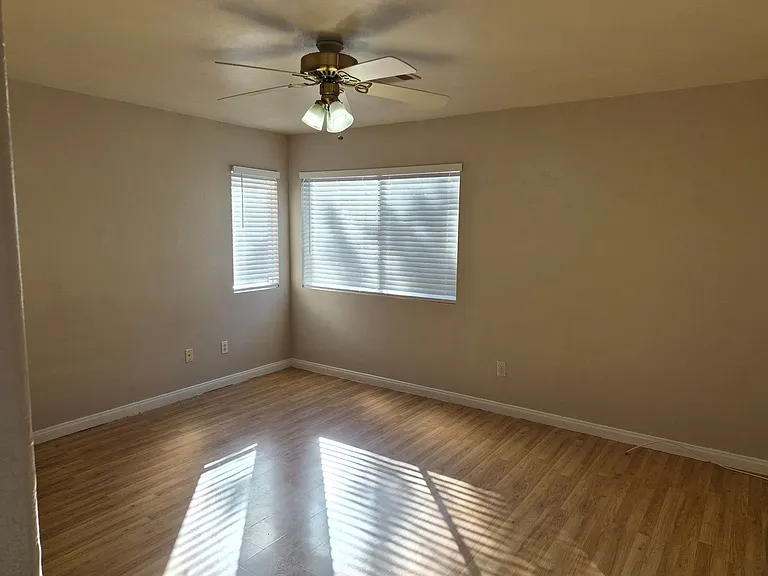 812 Bow Creek Ln — Photo 16