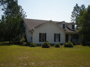 70 Douglas Rd, Du Pont, GA 31630