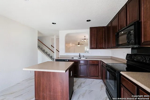426 Reba — Photo 6